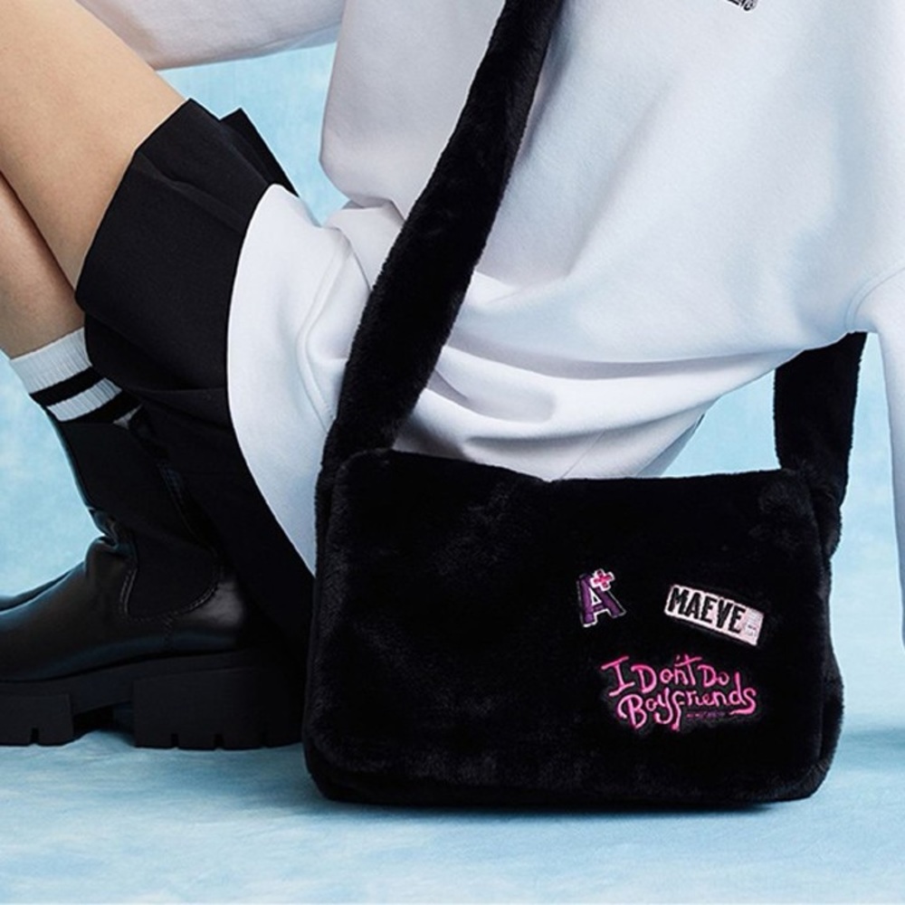 H&M Faux Fur Shoulder Bag- Maeve (Sex Education Netflix)